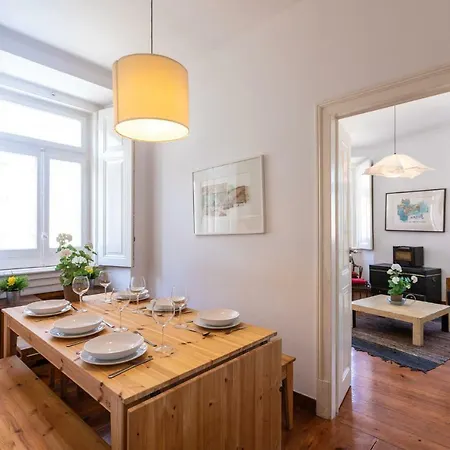 Stylish For Travelers - Bp2 * Lisbon